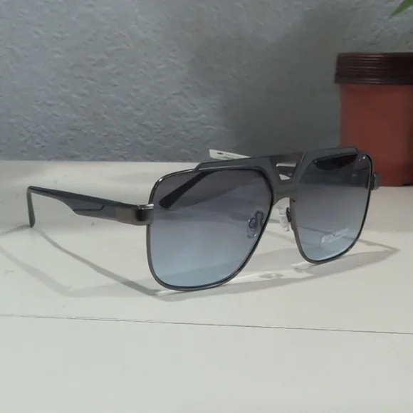 Rocawear | Accessories | Rocawear Black And Silver Mens 